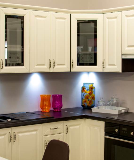 High-Gloss Lacquered Cabinets